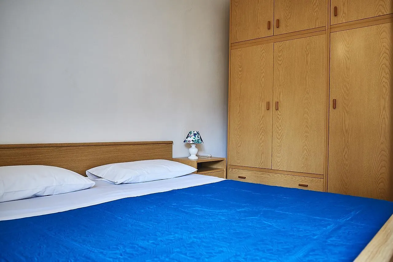 Appartamento Iris1 Iun P2304 Cala Gonone 0*,  Italia